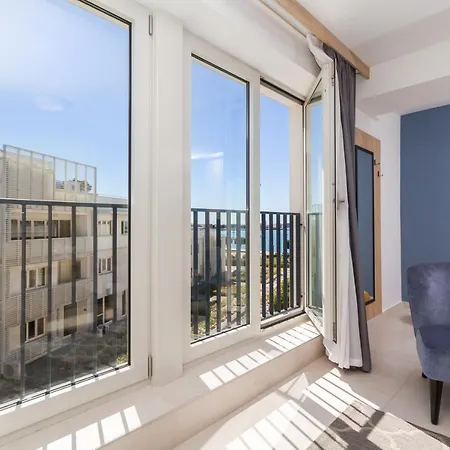 Apartment The Garden Palace By Locap Group