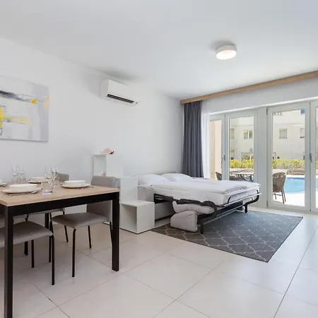 Apartment The Garden Palace By Locap Group