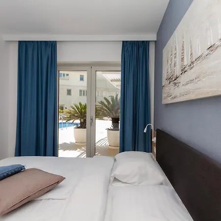 The Garden Palace By Locap Group Apartment Umag
