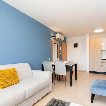 Apartment The Garden Palace By Locap Group