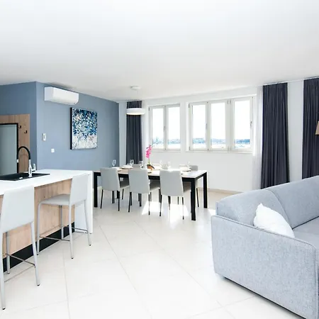 Apartment The Garden Palace By Locap Group *
