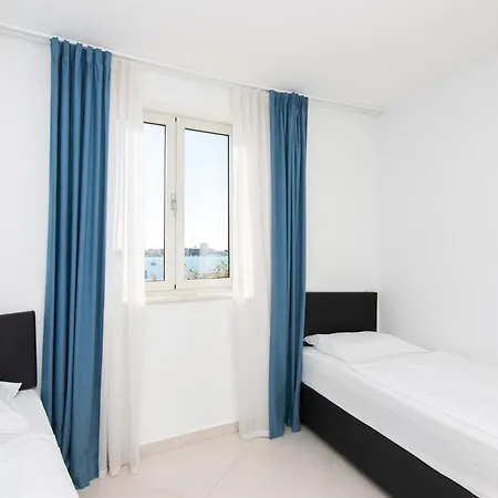 Apartment The Garden Palace By Locap Group Umag