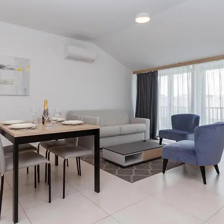 The Garden Palace By Locap Group Apartman Umag