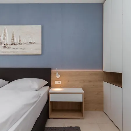 Lägenhet The Garden Palace By Locap Group *