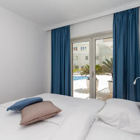 Lägenhet The Garden Palace By Locap Group Umag