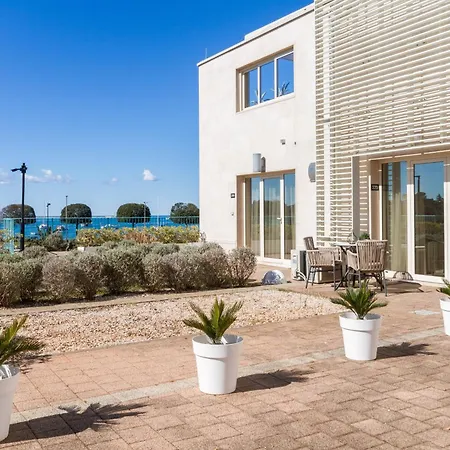 Apartmán The Garden Palace By Locap Group *