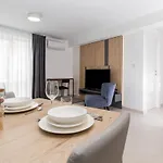 The Garden Palace By Locap Group Ουμάγκ
